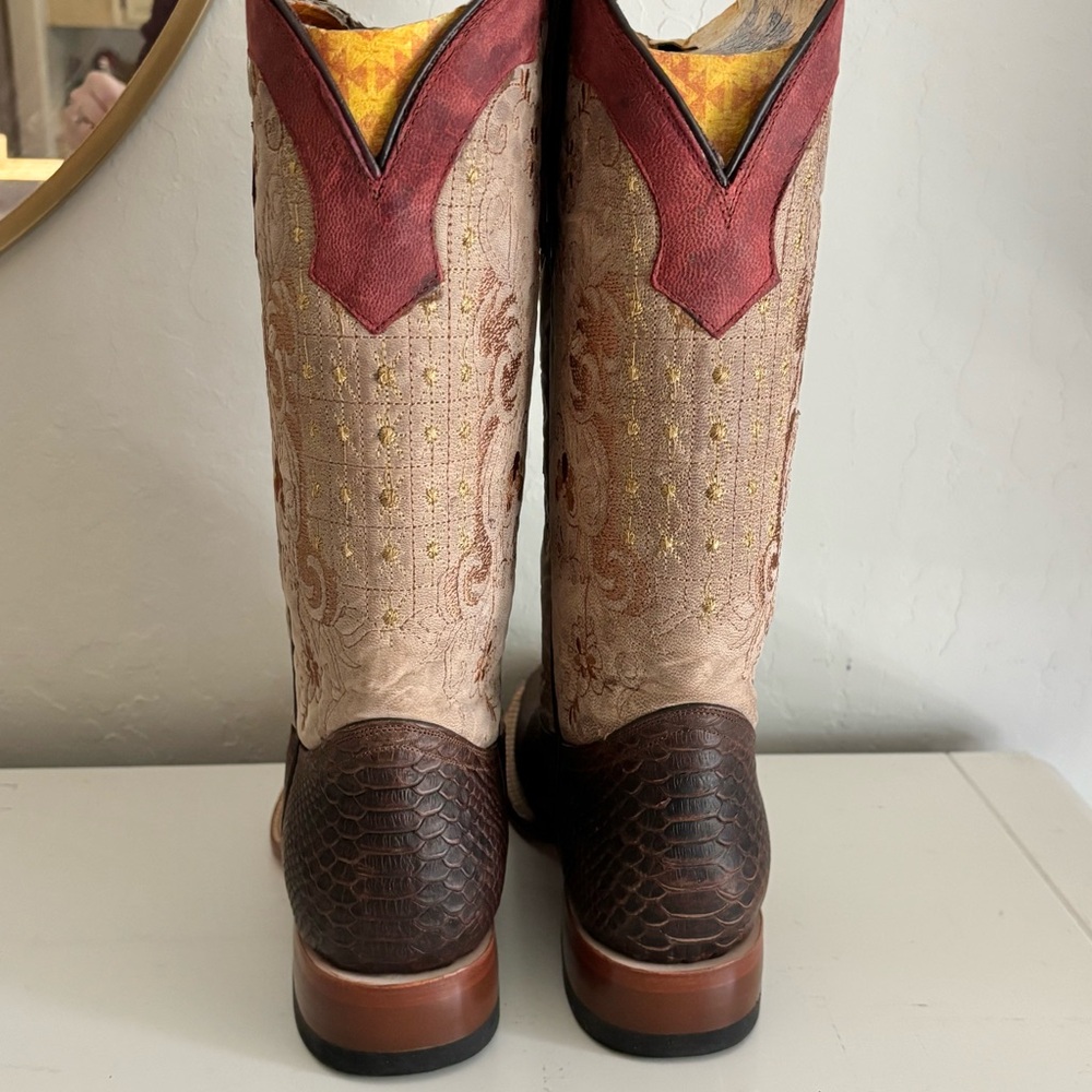 Tanner Mark Multicolor Floral Embroidered Python Print Toe Leather Boots 9.5 NWT - Picture 6 of 11